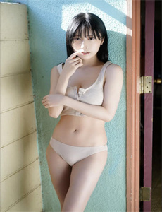 《女子监狱的男狱警完整版在线观看》