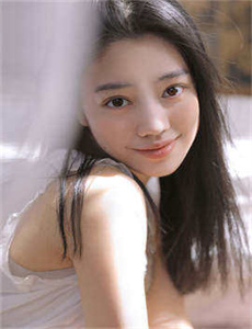 《赤裸的美奈子》